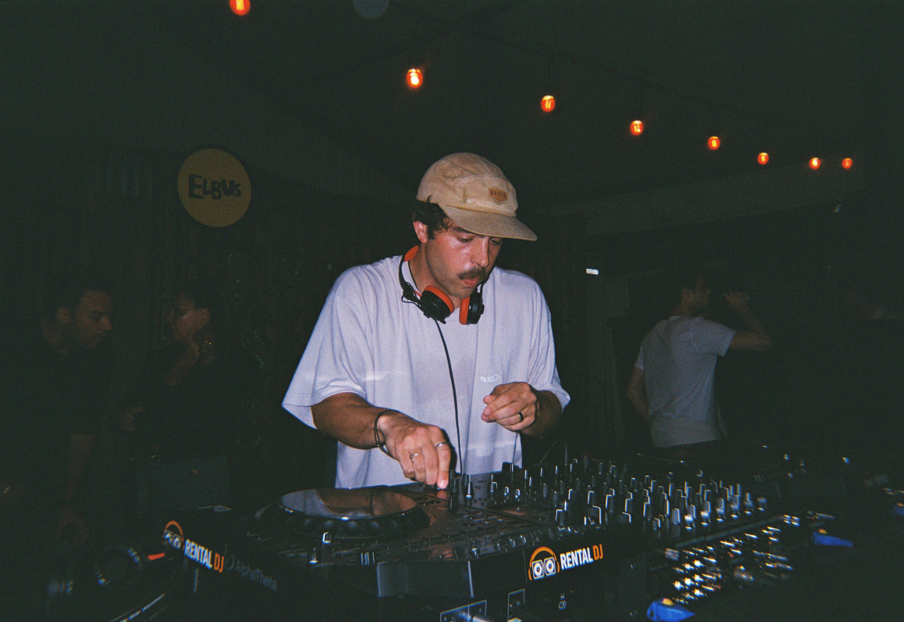 PNC SET DJ TORTUGA: FUNKY, DISCO & ITALO DISCO