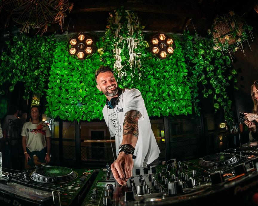 491441246_18503280148058240_4714601061345849980_n - copia.jpg