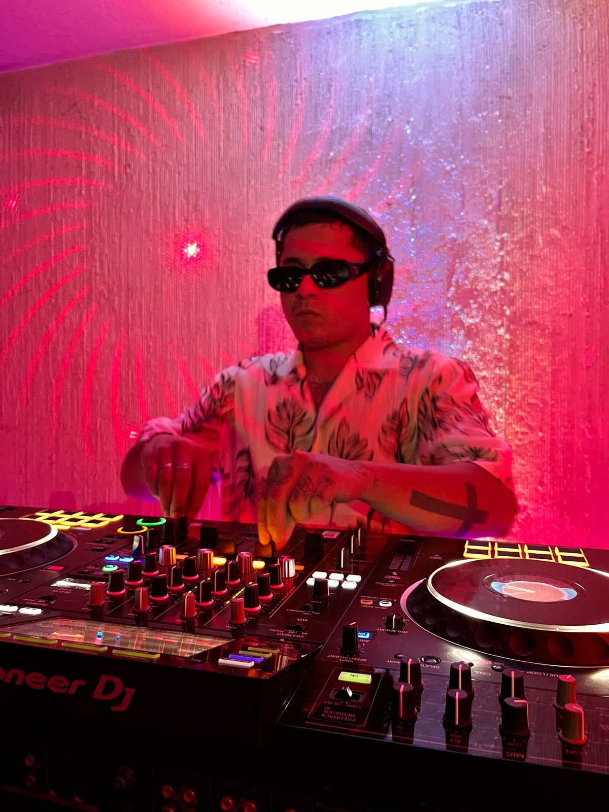 BLOG - Producimos un party con ‪@niur4vers‬ | Heaven & Hell Event ⚠️FLASH WARNING⚠️
