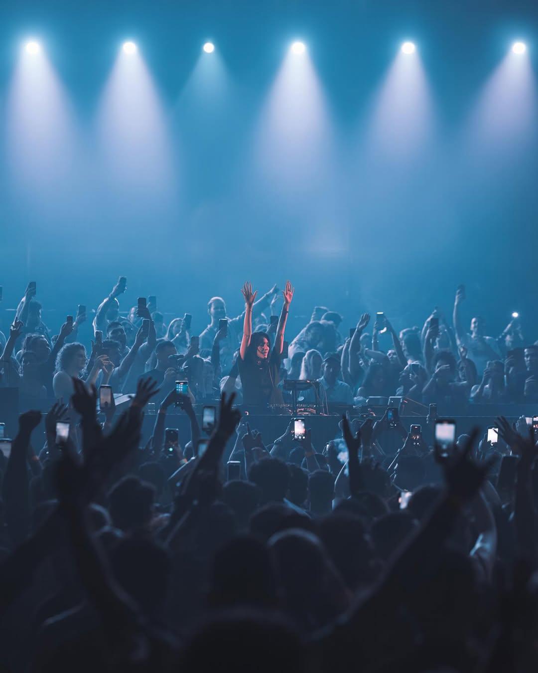 Artist gallery image 11