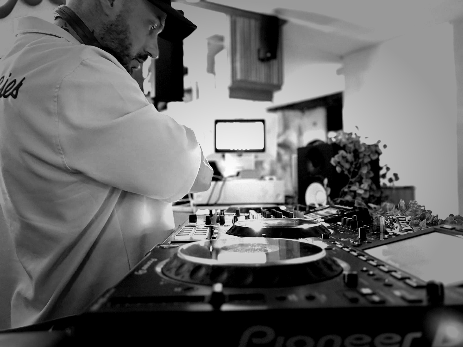 House/tech house 