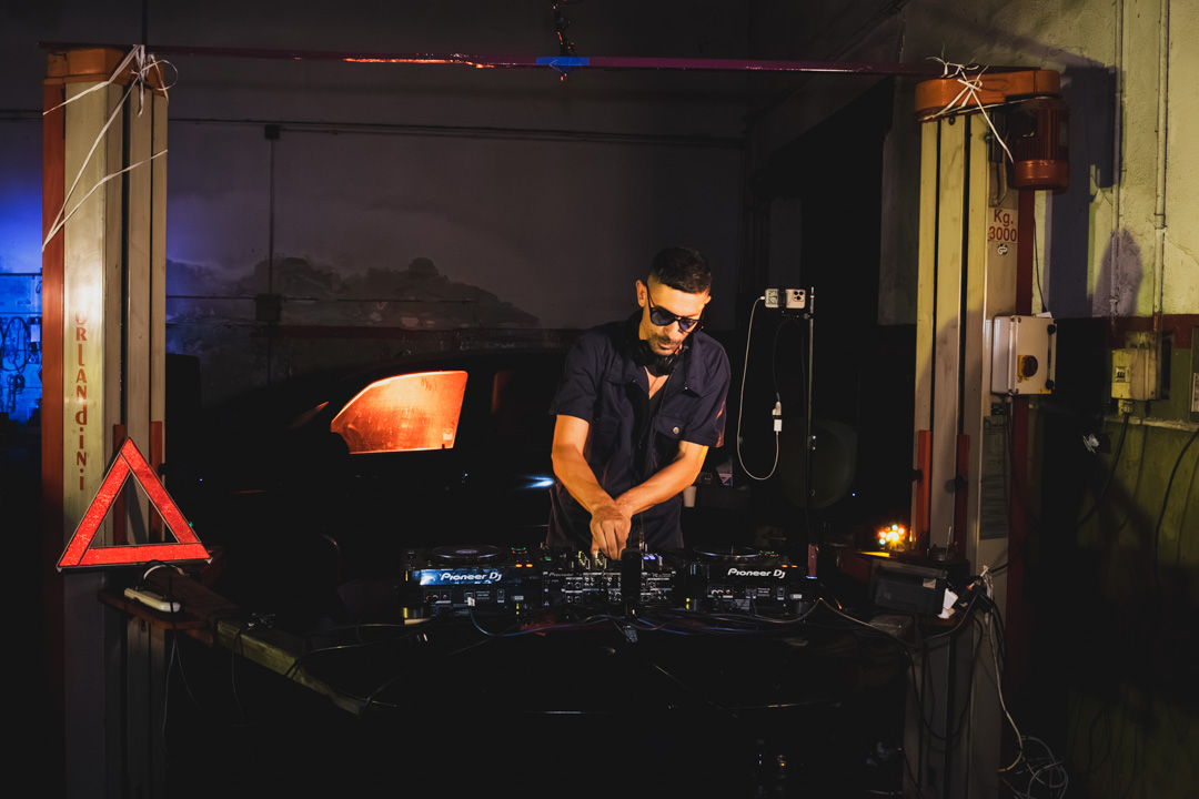 QUINTA Dj Set / House y Techno en el Taller Mecánico