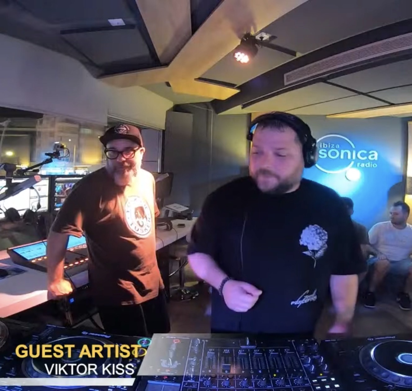 Guest Dj at Ibiza Sonica Radio