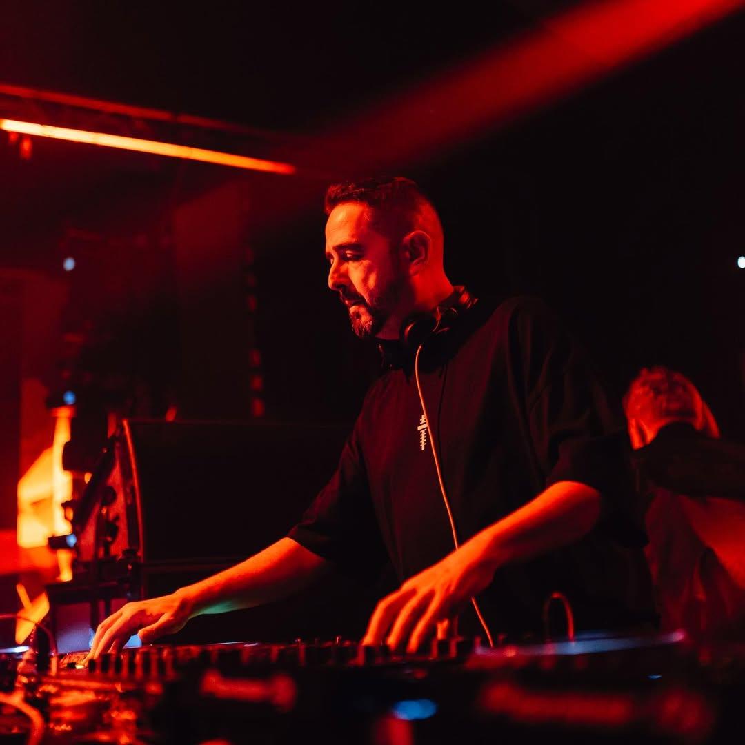 Artist gallery image 4