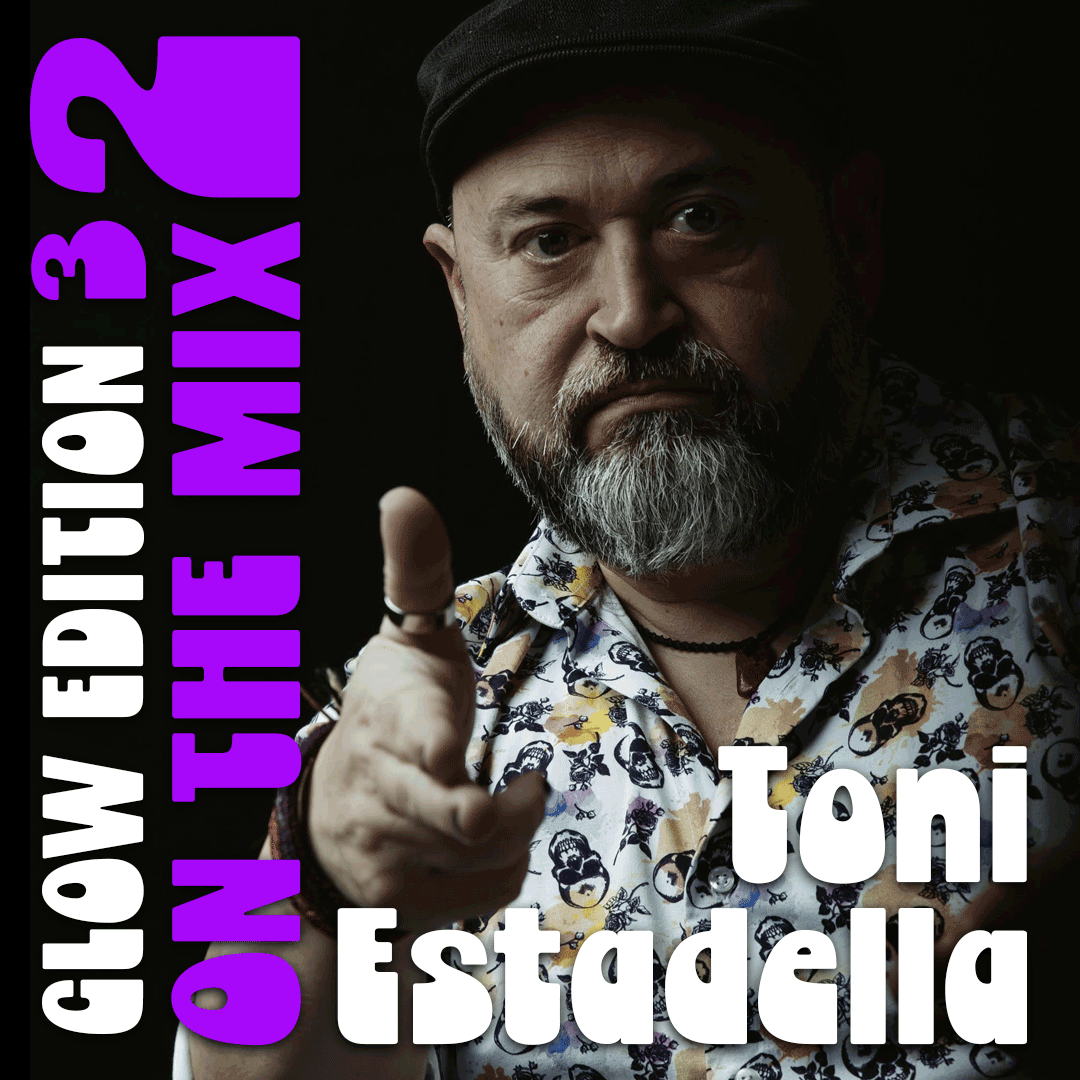 On the Mix 32 (Glow Edition)