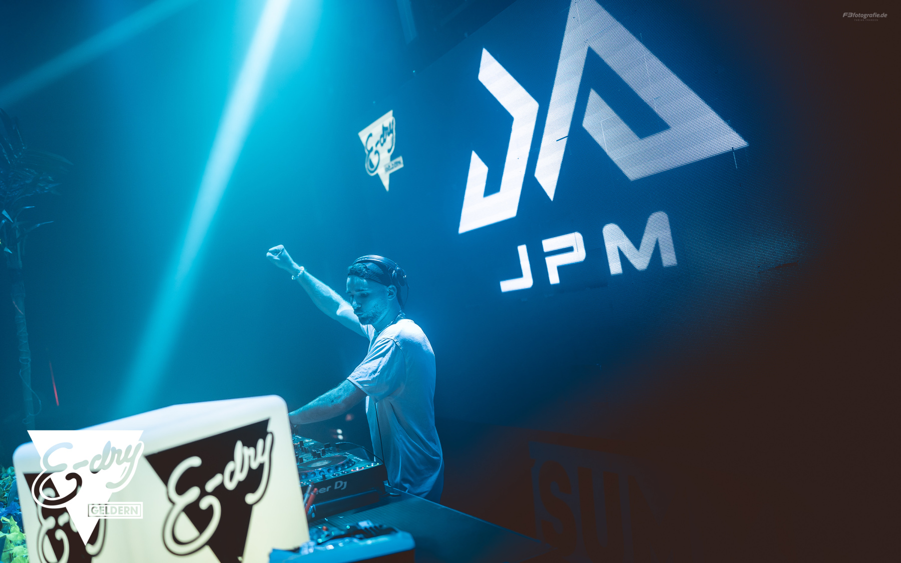 ARNO DÜBEL - JPM 