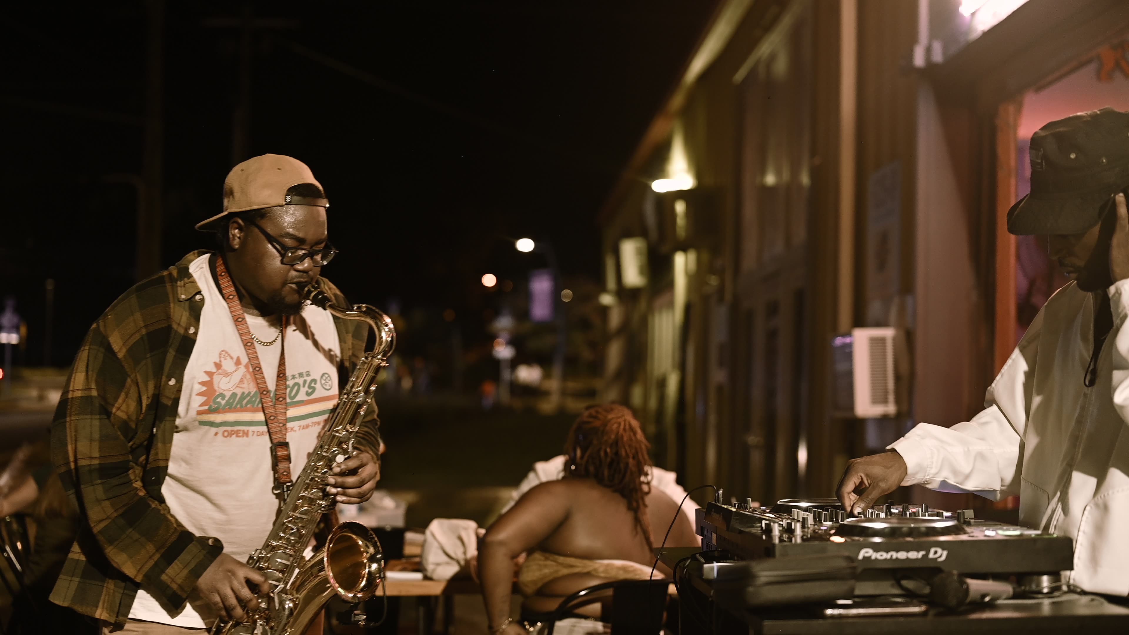 Sounds of Blackness, 003 - C², Hopsain, Woody Touloute