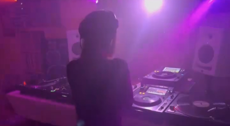 Vinyl mix
